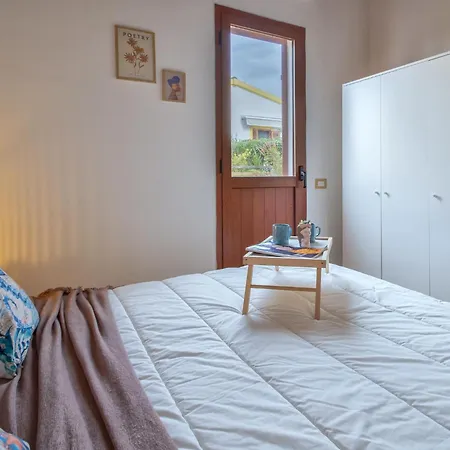 Momo By Interhome *